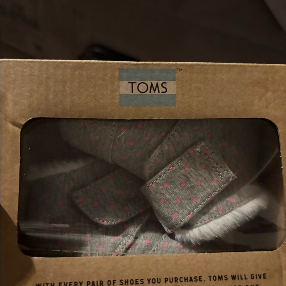 TOMS Gray and Pink Men's Socks